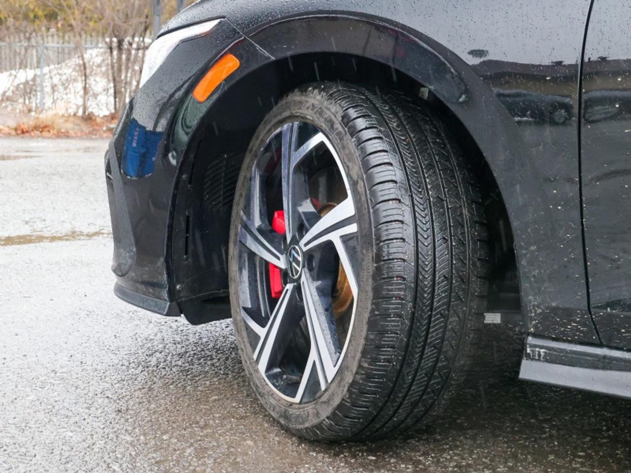 2024 Volkswagen Golf GTI Autobahn  - Certified Photo