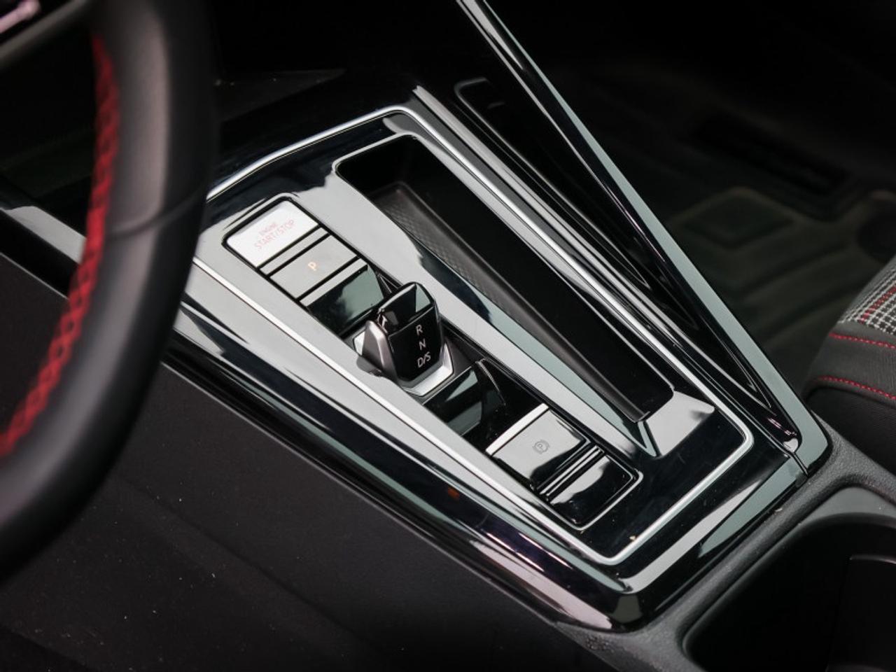 2024 Volkswagen Golf GTI Autobahn  - Certified Photo