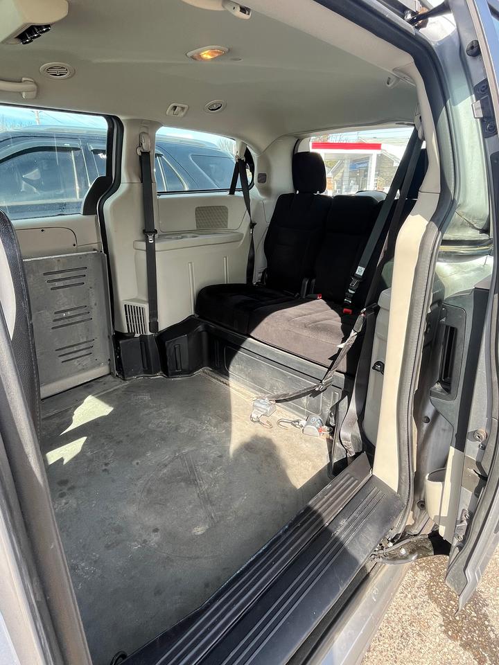 2014 Dodge Grand Caravan SE Photo