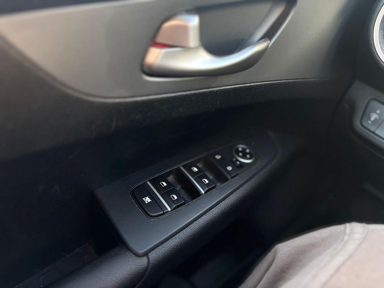 13786764