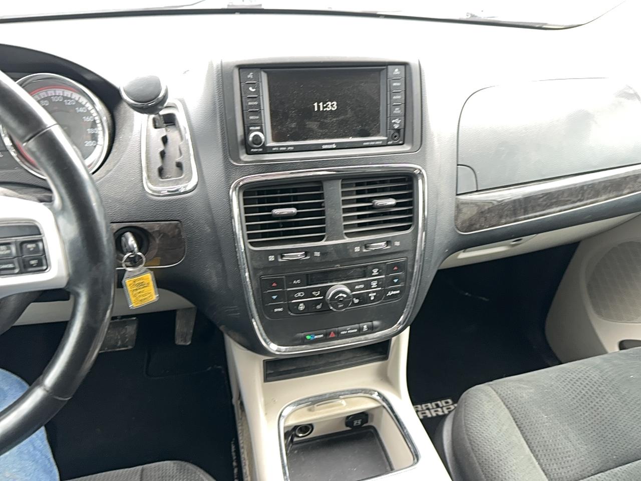 2011 Dodge Grand Caravan Crew Photo