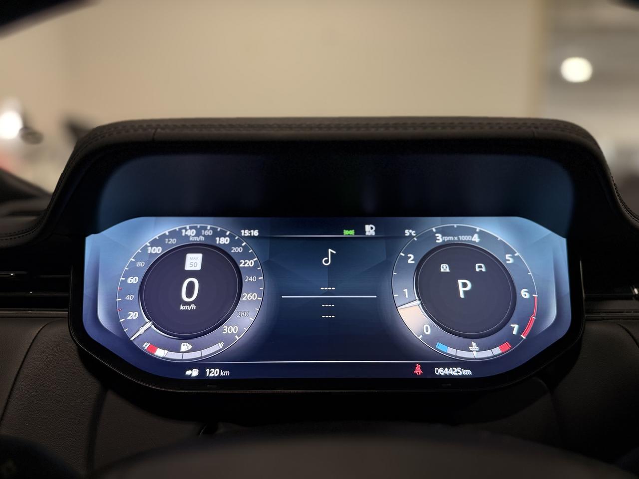 2023 Land Rover Range Rover SE Photo