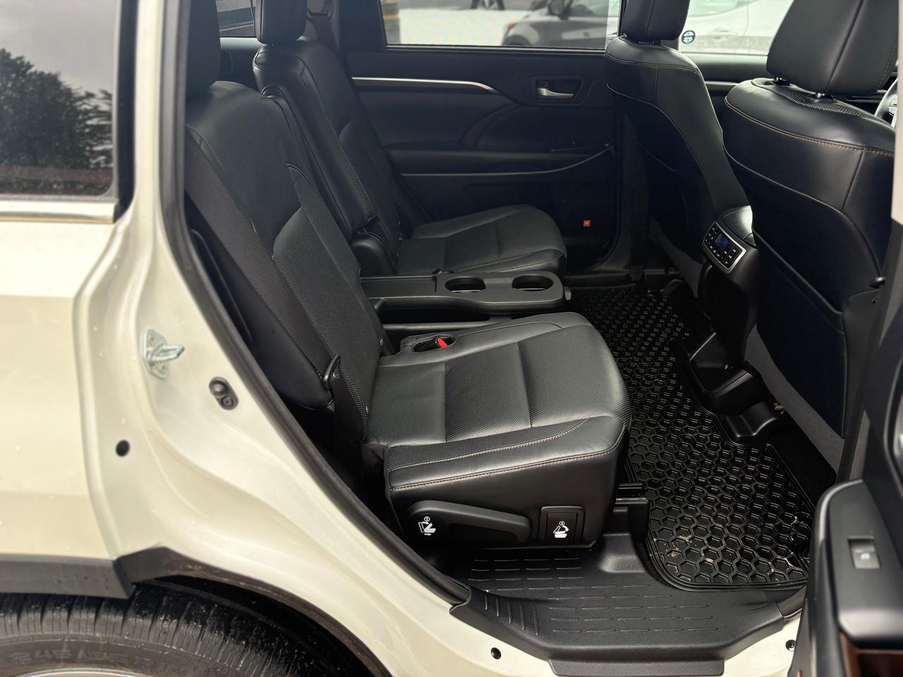 2015 Toyota Highlander LIMITED,7 PASSNGERS,NO ACCIDENT,161K,CERTIFIED Photo