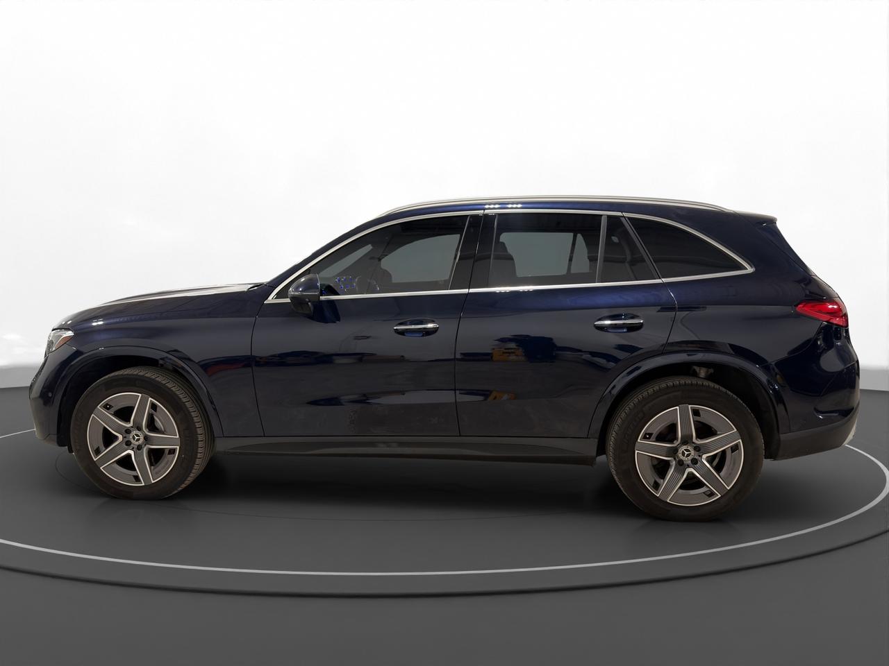 2023 Mercedes-Benz GLC-Class GLC 300 | AMG PKG Photo3