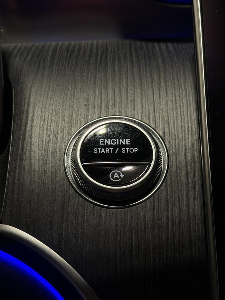 2023 Mercedes-Benz GLC-Class GLC 300 | AMG PKG Photo
