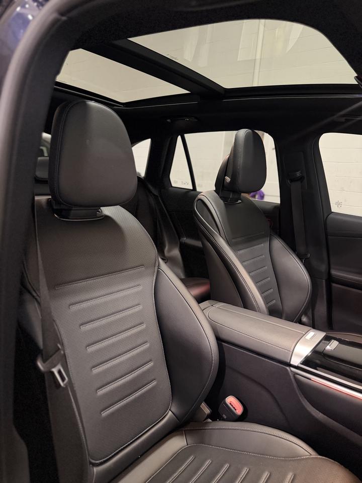 2023 Mercedes-Benz GLC-Class GLC 300 | AMG PKG Photo