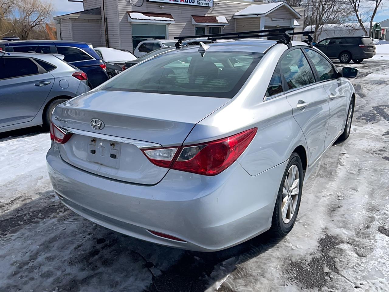 2012 Hyundai Sonata GLS Photo