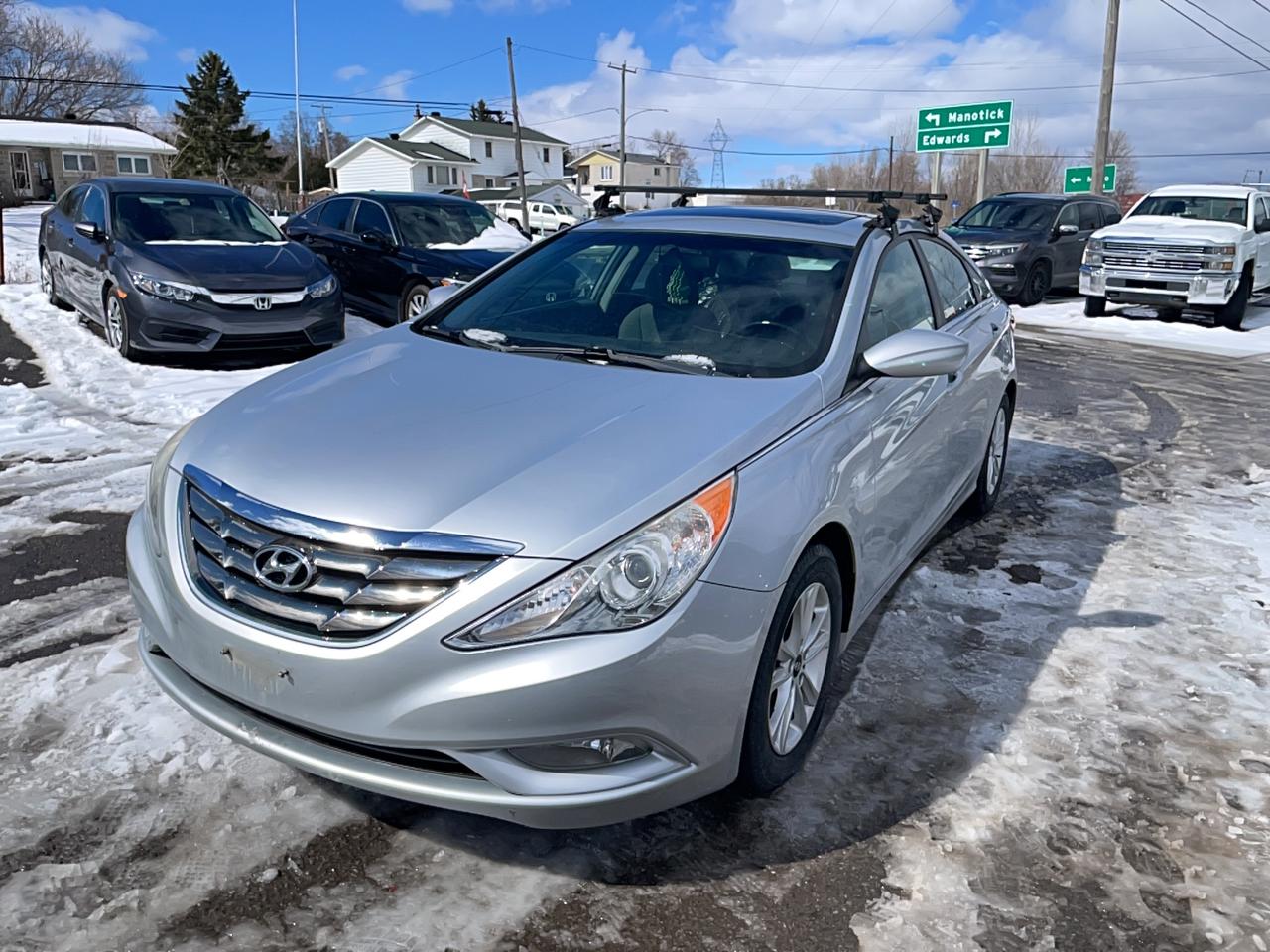 2012 Hyundai Sonata GLS Photo