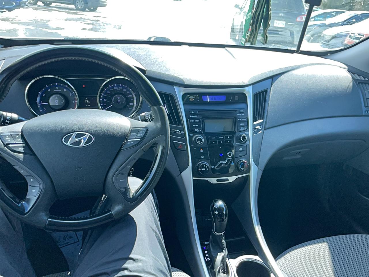 2012 Hyundai Sonata GLS Photo