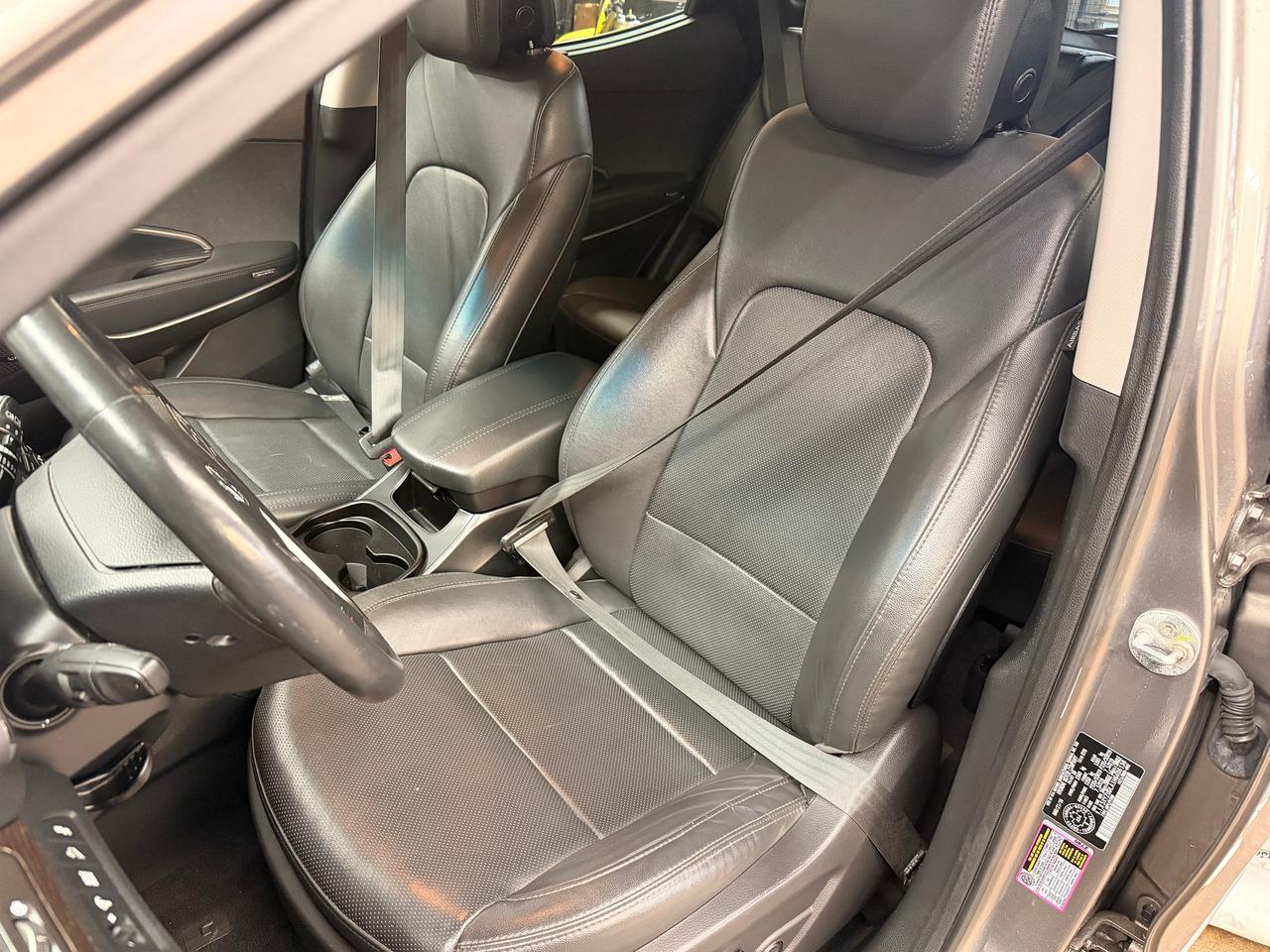 2017 Hyundai Santa Fe Sport Limited+2.0T AWD+Pano Roof+BSM+Cooled Seats+GPS Photo