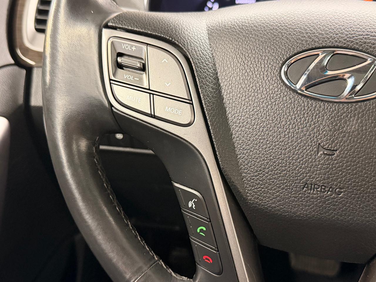 2017 Hyundai Santa Fe Sport Limited+2.0T AWD+Pano Roof+BSM+Cooled Seats+GPS Photo