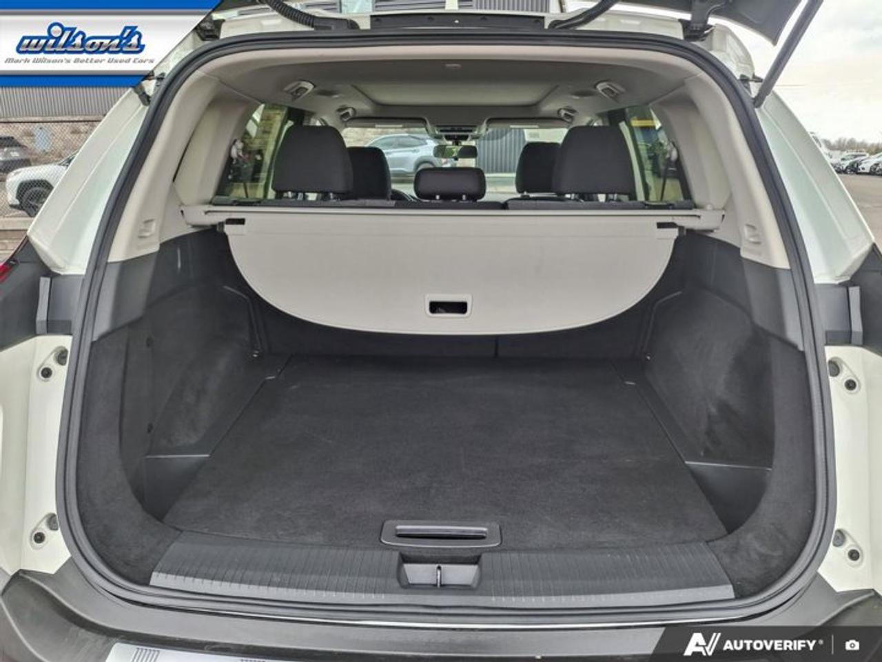 2023 Nissan Rogue SV AWD | Sunroof | 360 Camera | Remote Start | CarPlay + Android | Power Seats | and More ! Photo