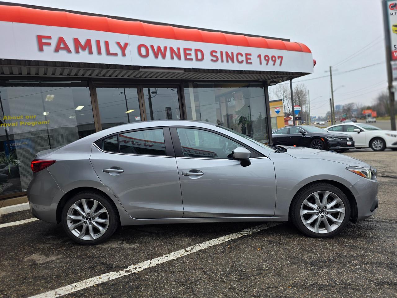 2014 Mazda MAZDA3 GT-SKY LOADED | ONE OWNER | Excellent Service Photo