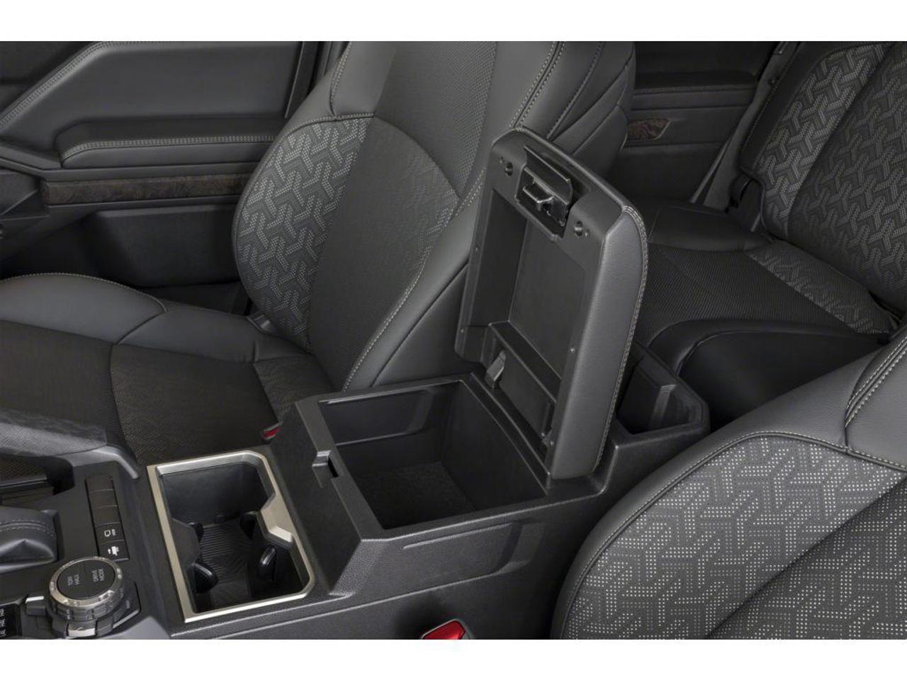 2025 Toyota TACOMA HYBRID  Photo