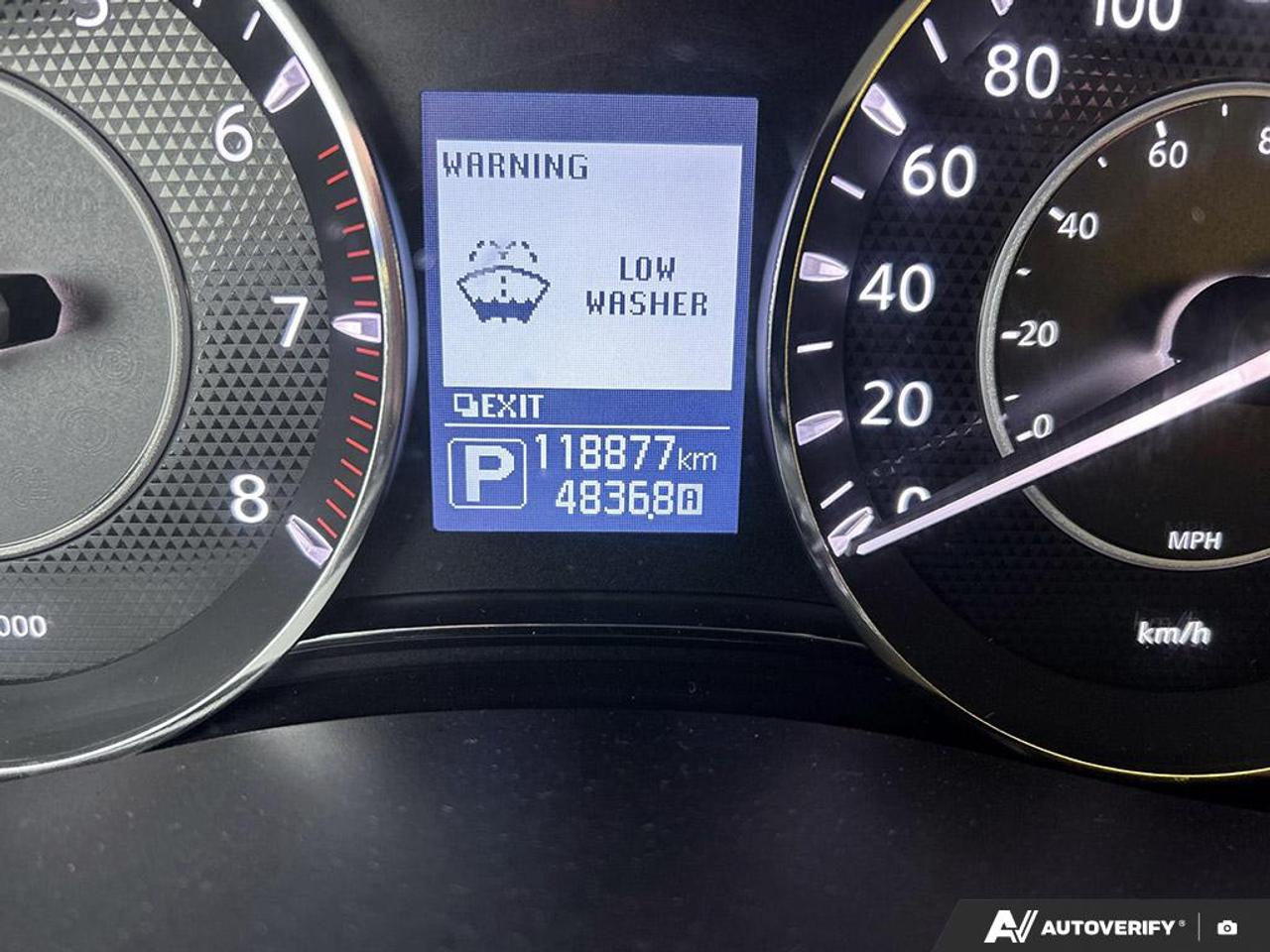 2017 Nissan Armada Platinum HEATED AND VENTILATED SEATS | REAR ENTERTAINMENT S Photo