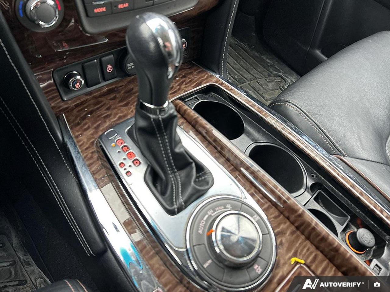 2017 Nissan Armada Platinum HEATED AND VENTILATED SEATS | REAR ENTERTAINMENT S Photo