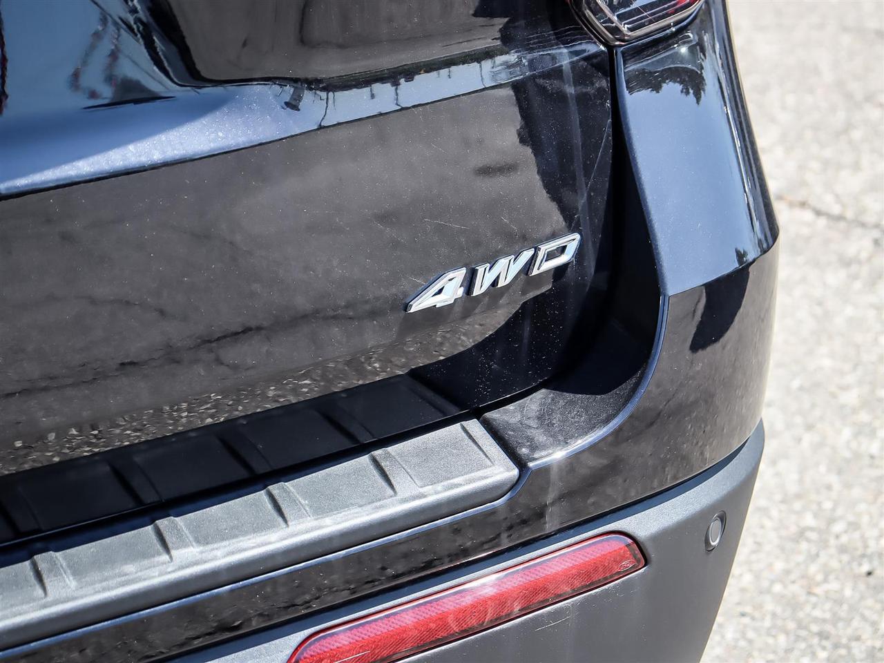 2026 Ford Explorer Active Photo