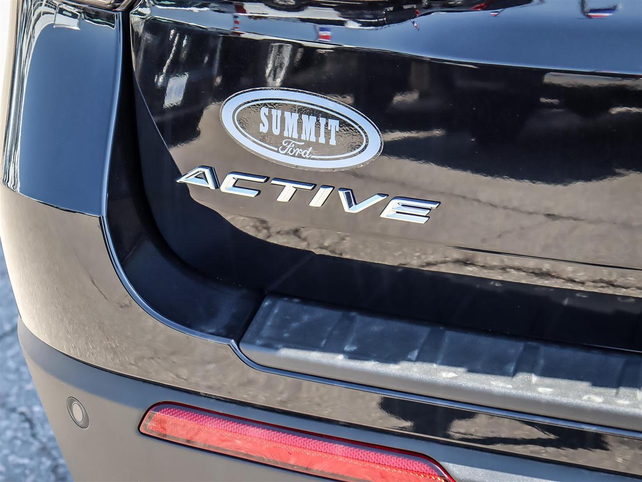 2026 Ford Explorer Active Photo