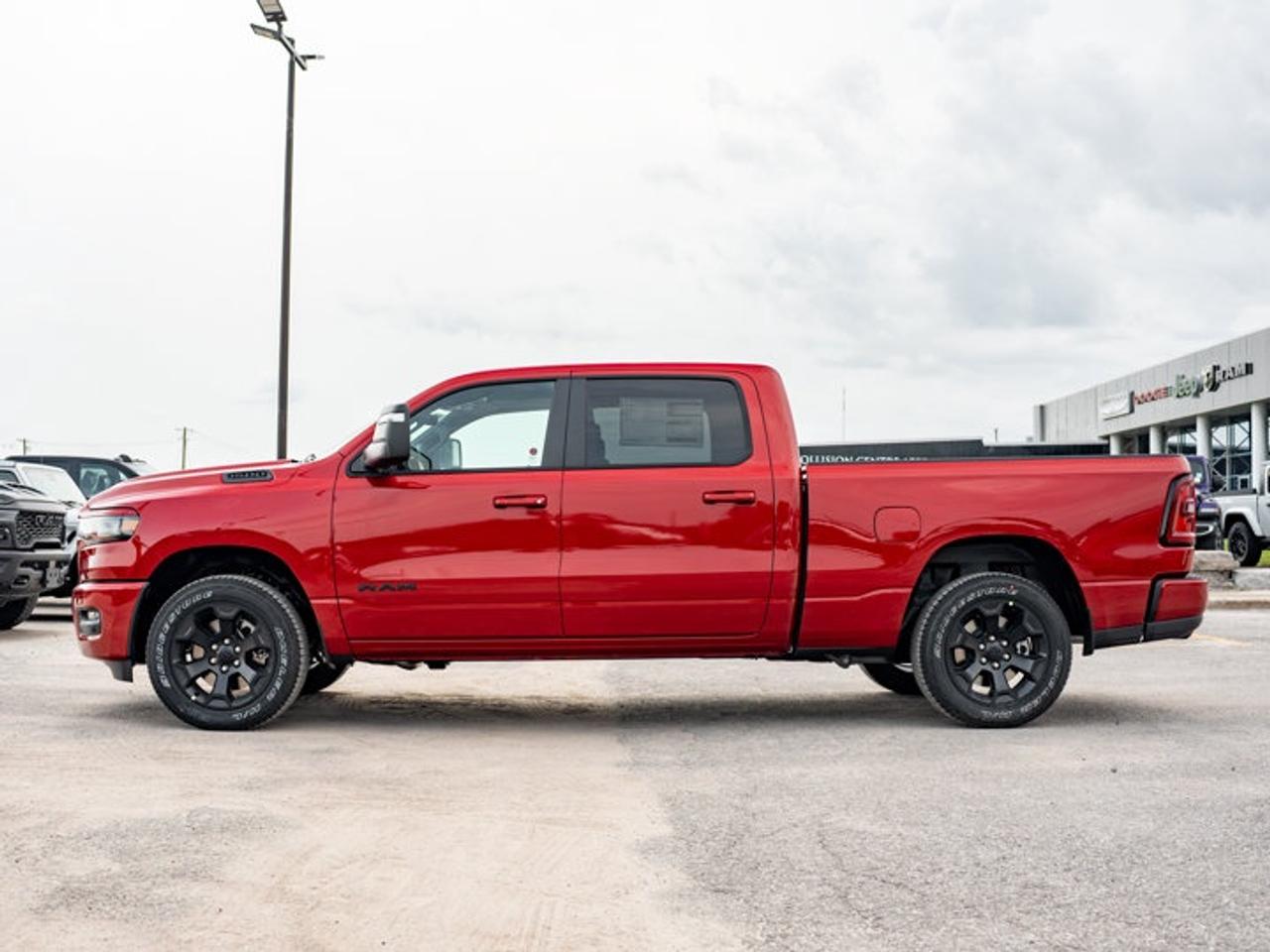 2026 RAM 1500 SPORT Photo4