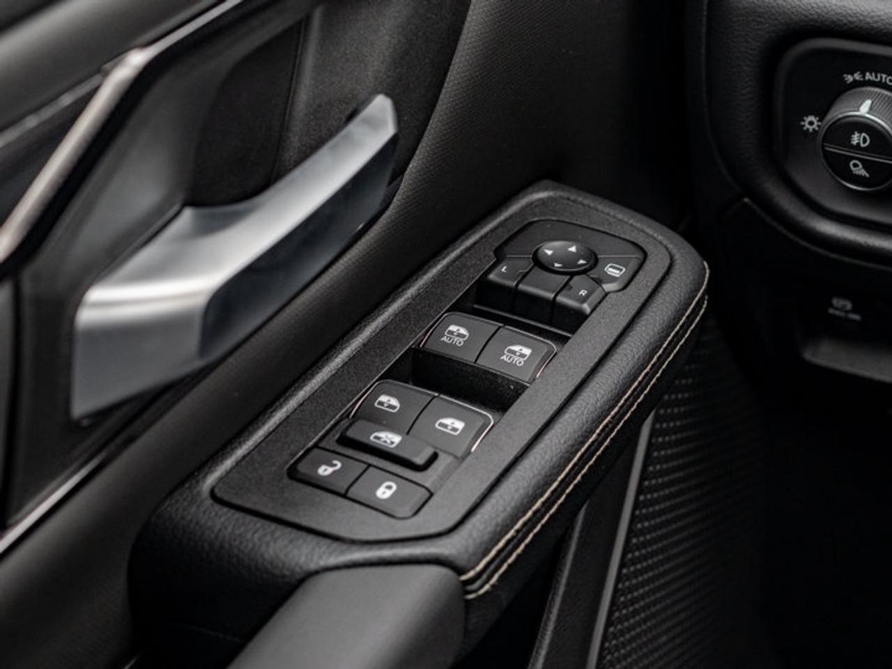 2026 RAM 1500 SPORT Photo
