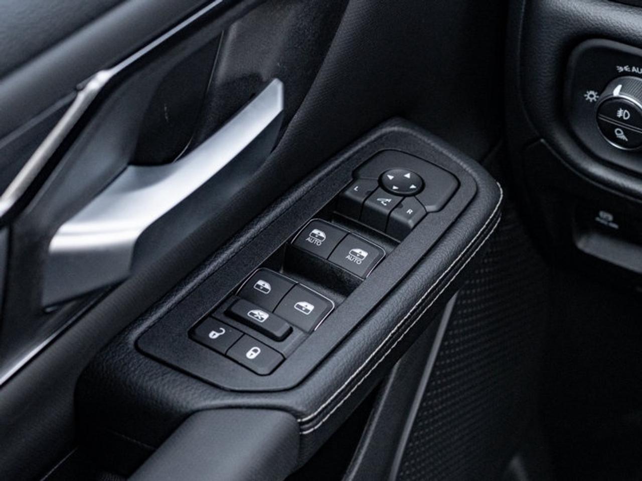 2026 RAM 1500 SPORT Photo
