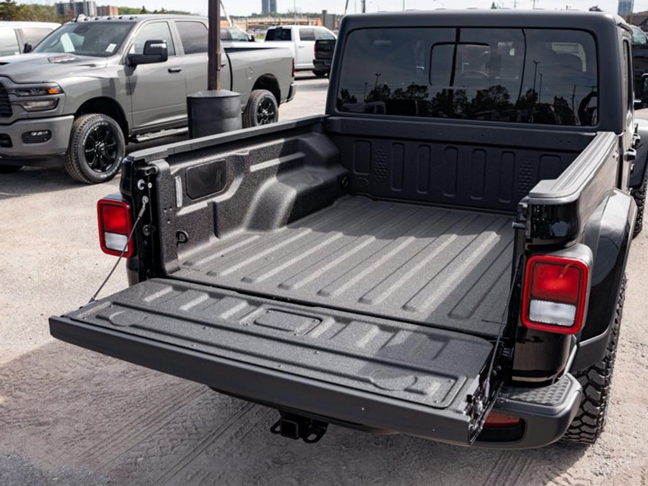 2026 Jeep Gladiator Willys Photo
