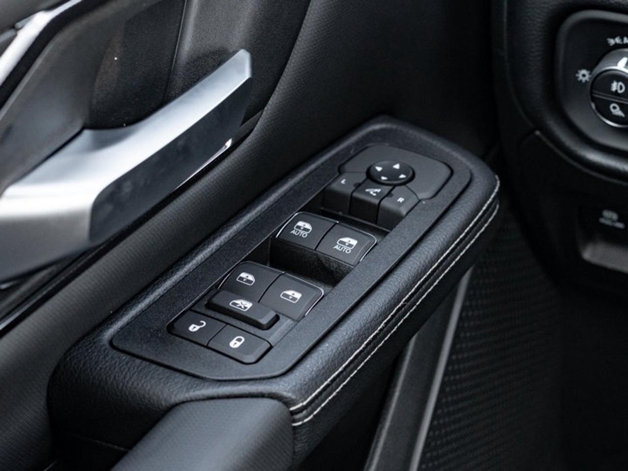 2026 RAM 1500 SPORT Photo