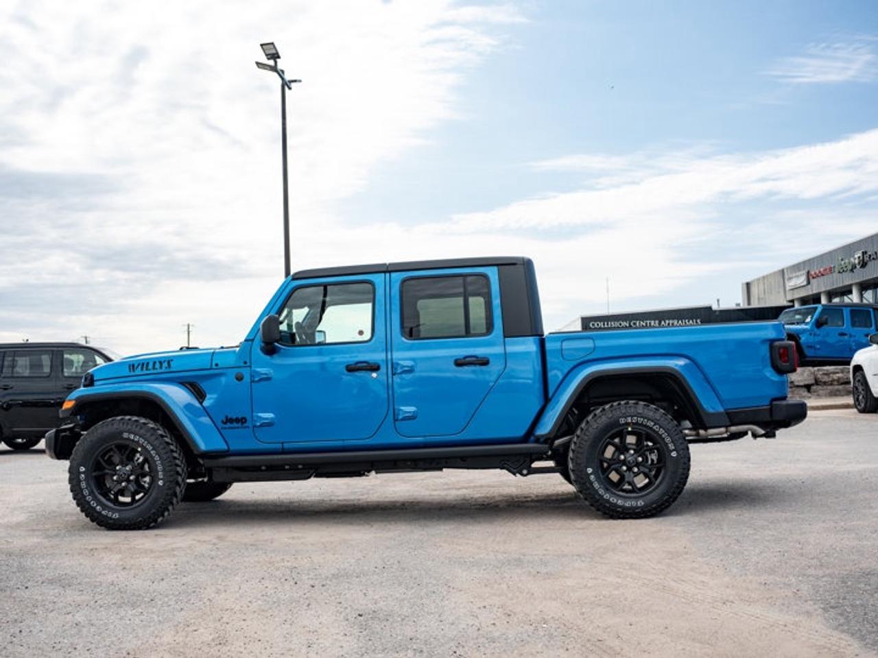 2026 Jeep Gladiator Willys Photo4