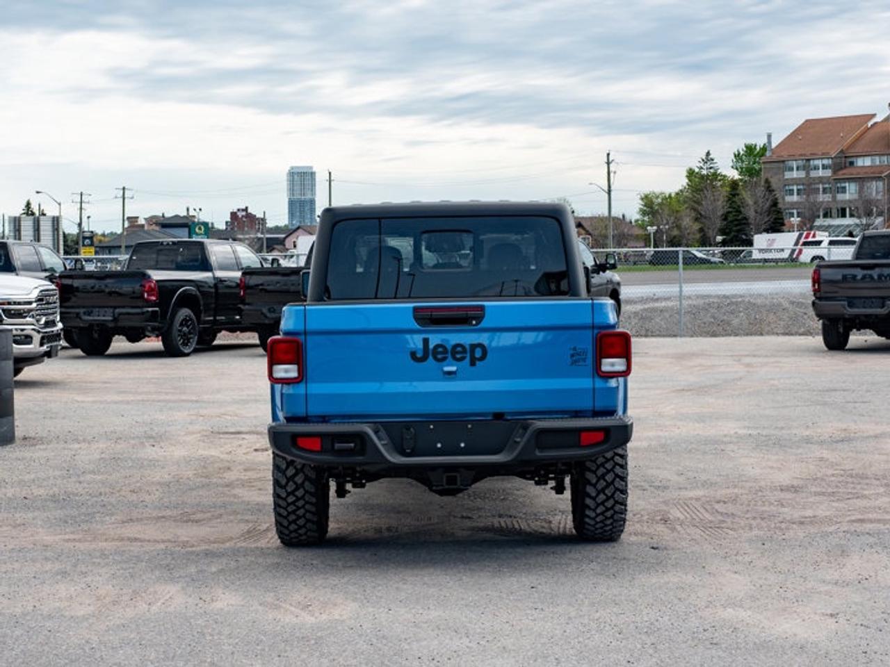 2026 Jeep Gladiator Willys Photo