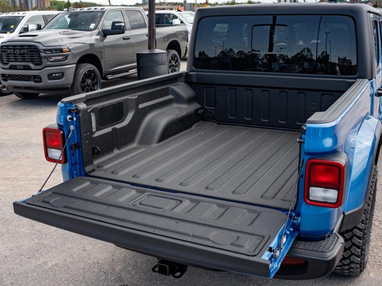 2026 Jeep Gladiator Willys Photo