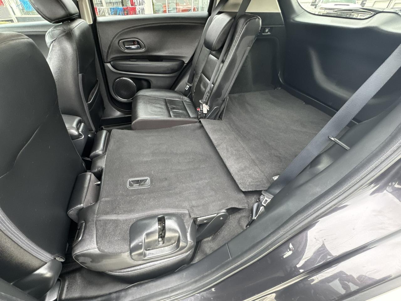 2016 Honda HR-V 4WD 4dr CVT EX-L w/Navi Photo