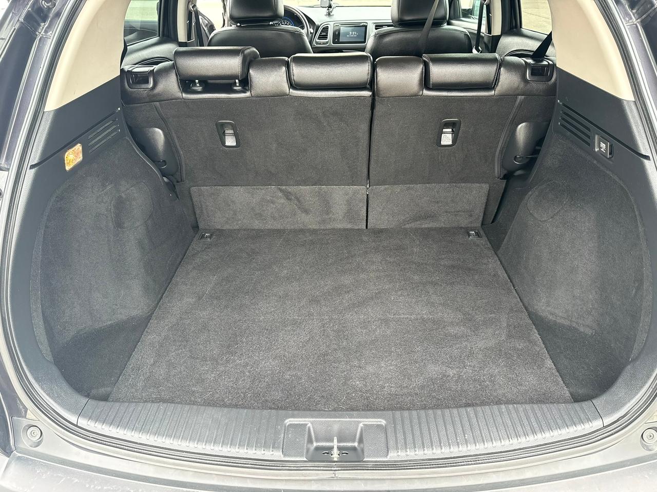 2016 Honda HR-V 4WD 4dr CVT EX-L w/Navi Photo