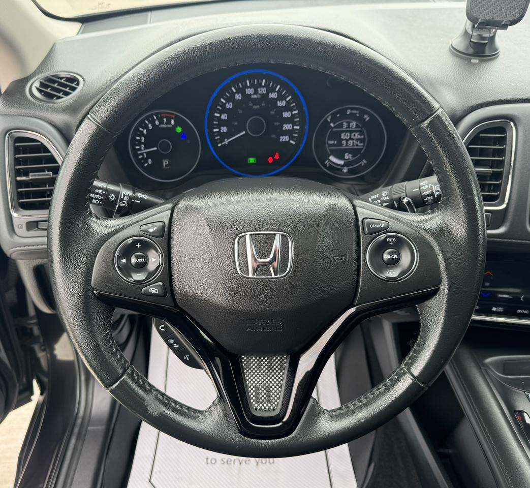 2016 Honda HR-V 4WD 4dr CVT EX-L w/Navi Photo