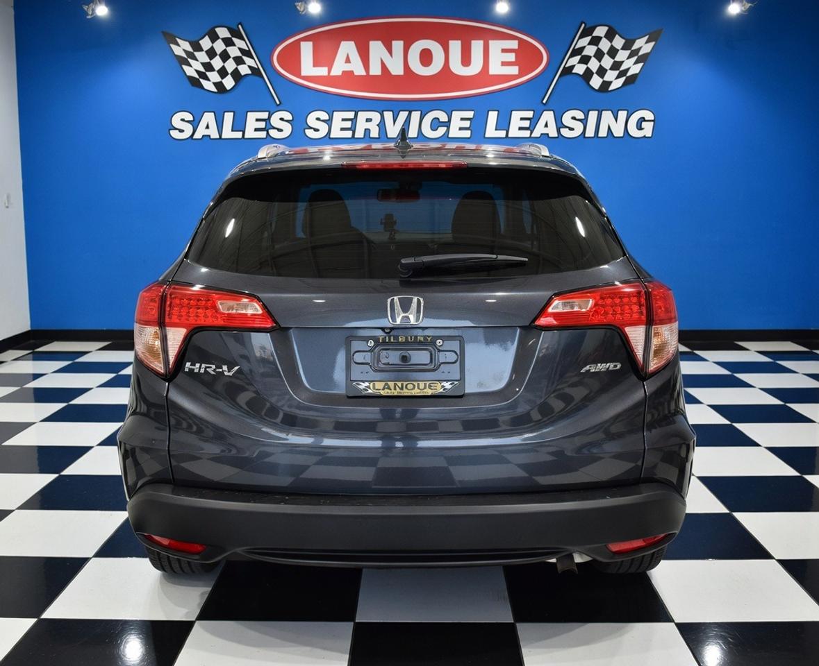 2016 Honda HR-V 4WD 4dr CVT EX-L w/Navi Photo