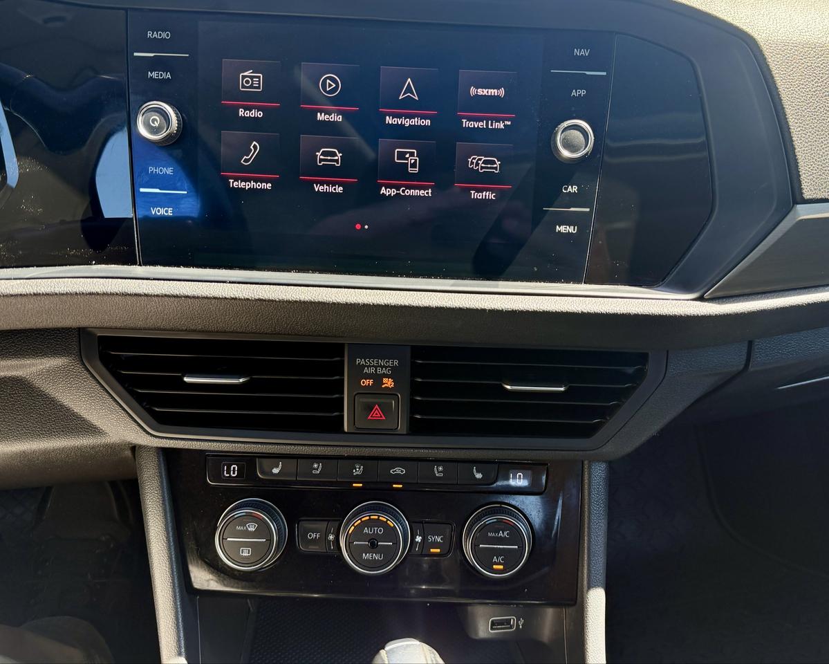 2019 Volkswagen Jetta FINANCING AVAILABLE Photo13