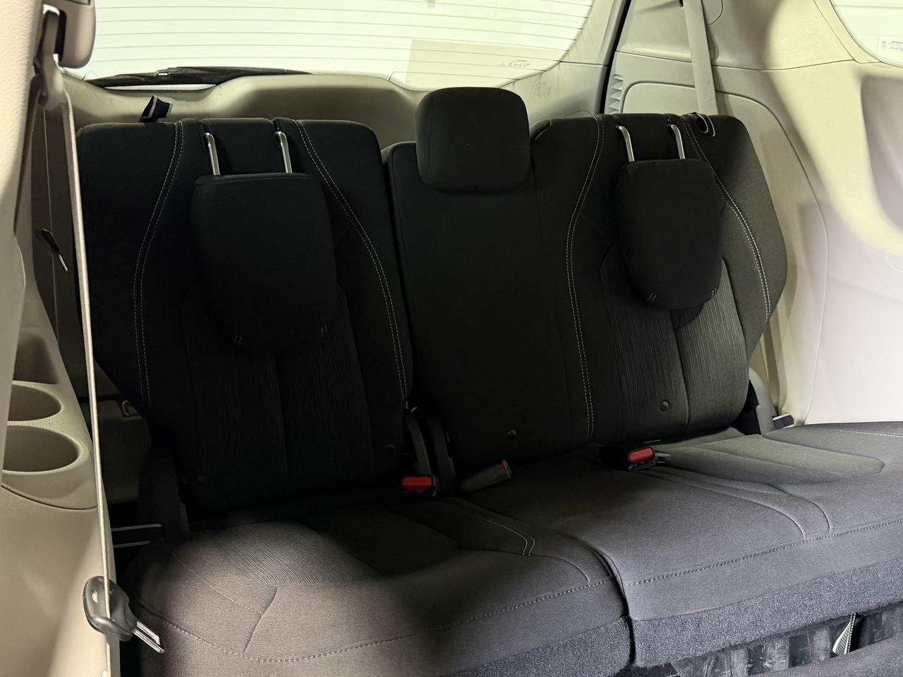 2021 Chrysler Grand Caravan SE Photo