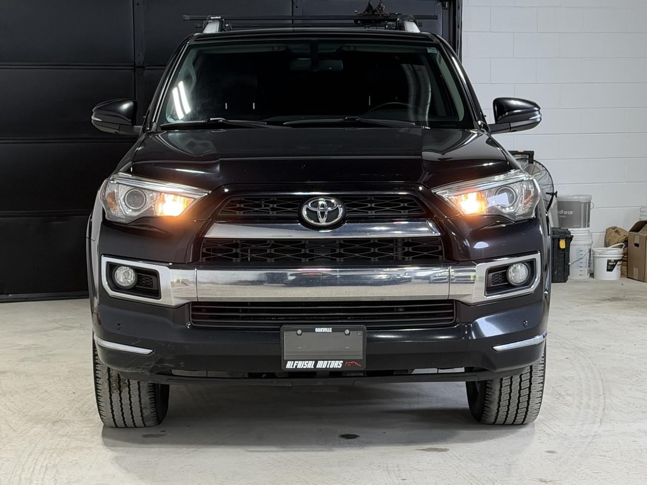 2016 Toyota 4Runner Limited SR5 Photo