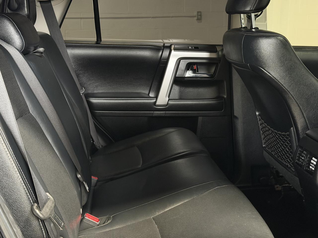 2016 Toyota 4Runner Limited SR5 Photo