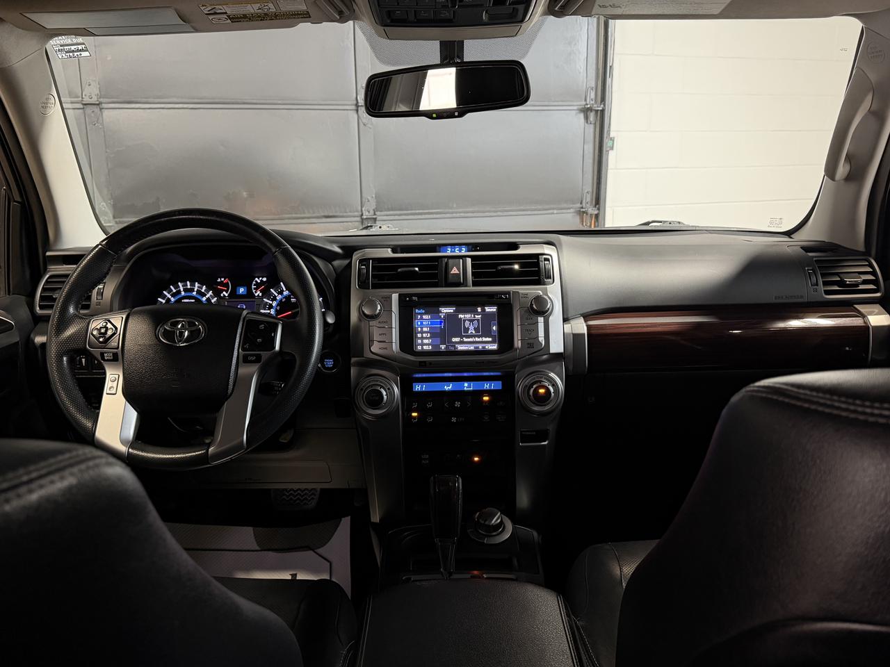 2016 Toyota 4Runner Limited SR5 Photo
