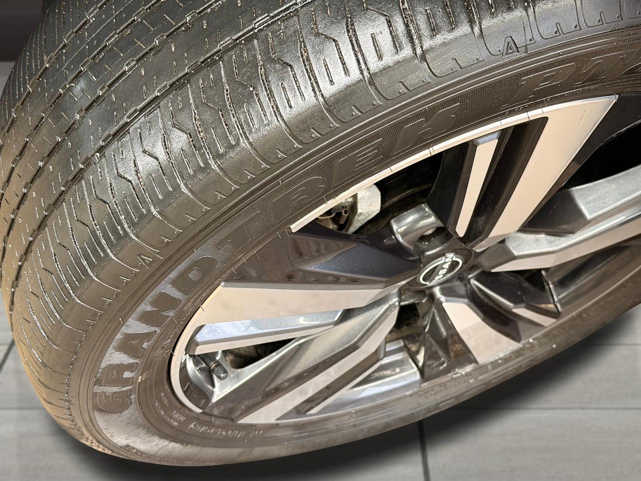 2023 Nissan Rogue SL AWD+PanoRoof+360Camera+DriverAssist+CLEANCARFAX Photo