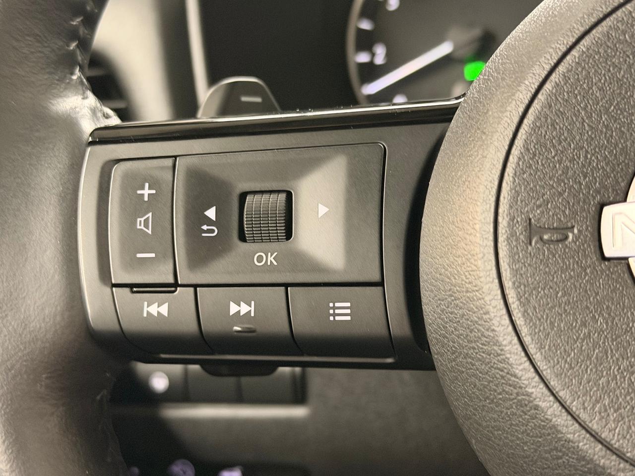 2023 Nissan Rogue SL AWD+PanoRoof+360Camera+DriverAssist+CLEANCARFAX Photo