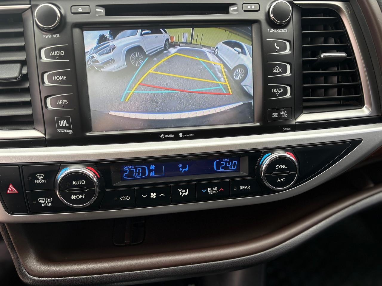 2015 Toyota Highlander LIMITED,7 PASSENGERS,NAV,LEATHER,SUNROOF,CERTIFIED Photo