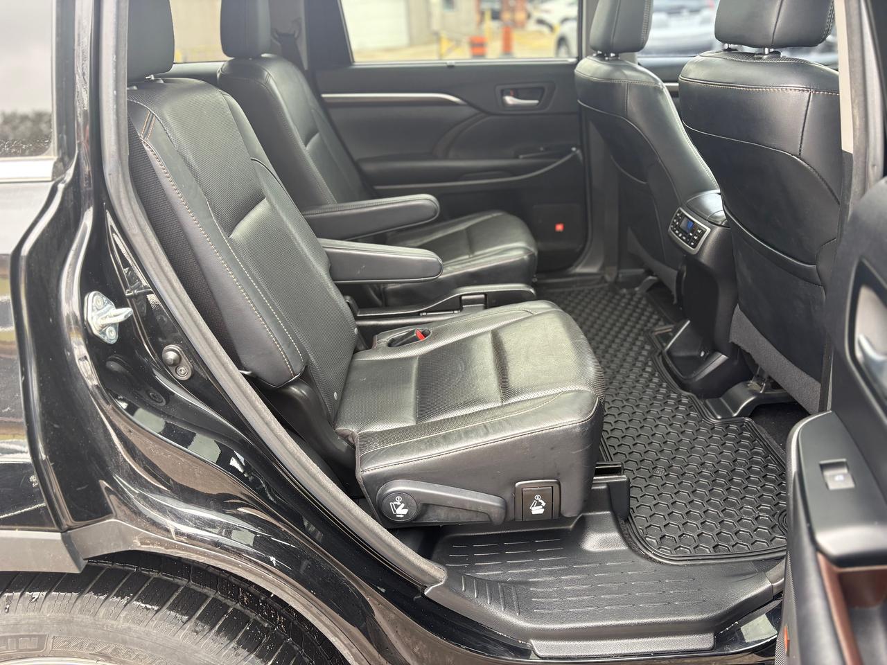 2015 Toyota Highlander LIMITED,7 PASSENGERS,NAV,LEATHER,SUNROOF,CERTIFIED Photo