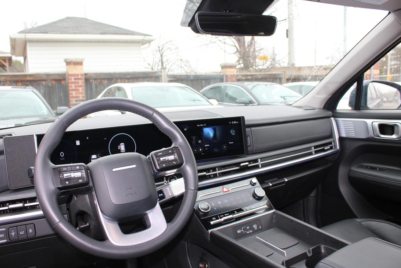 2025 Hyundai Santa Fe LUXURY AWD Photo