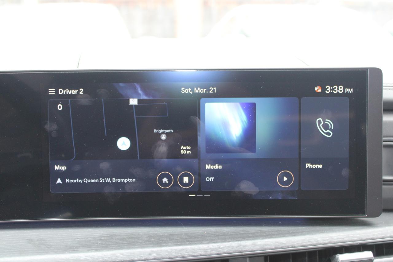 2025 Hyundai Santa Fe LUXURY AWD Photo