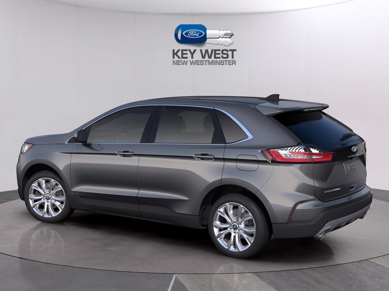 2024 Ford Edge Titanium Photo1