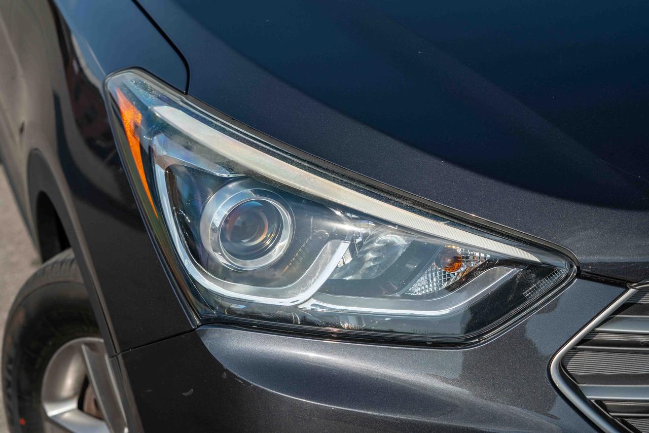 2017 Hyundai Santa Fe Sport Luxury Photo