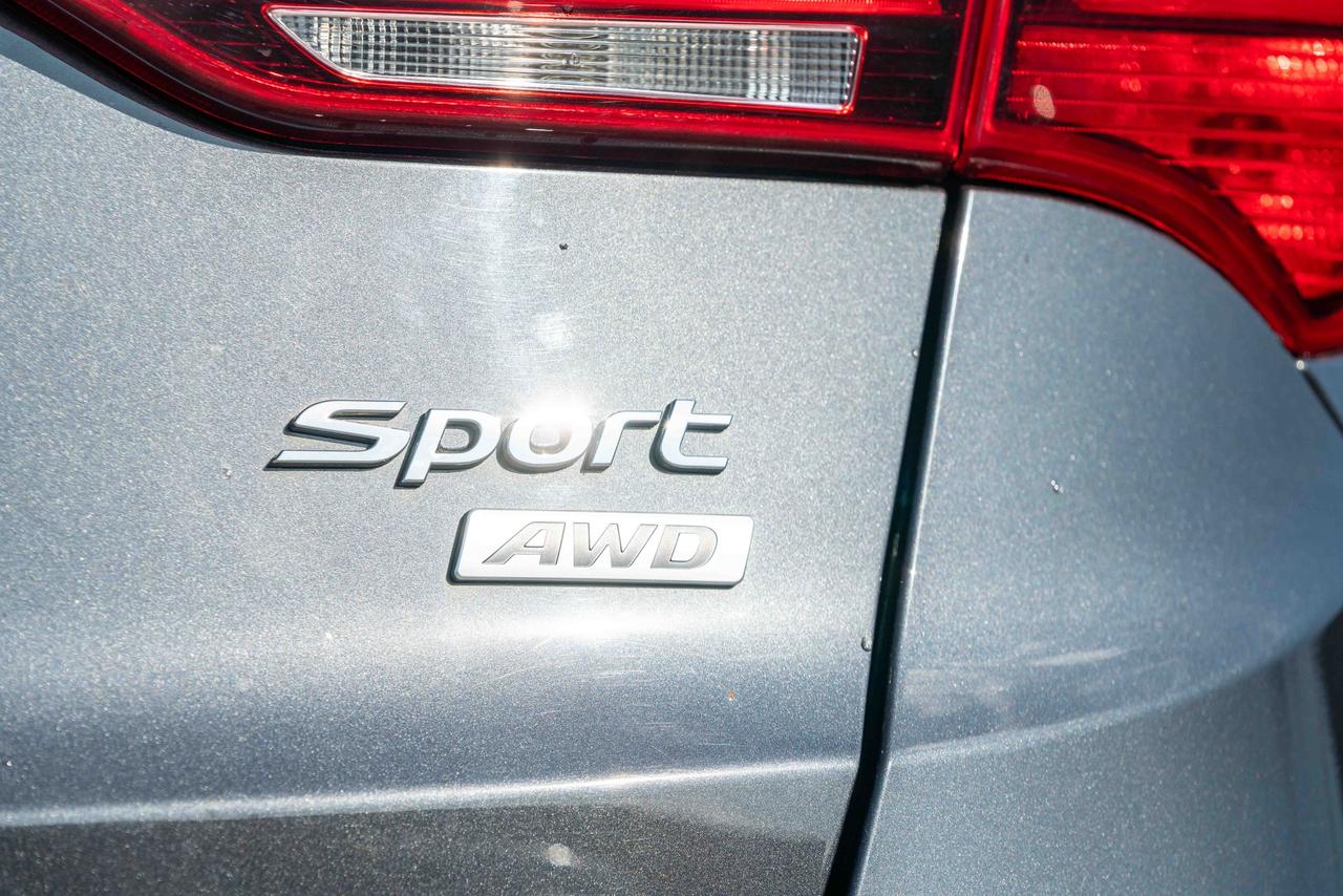 2017 Hyundai Santa Fe Sport Luxury Photo