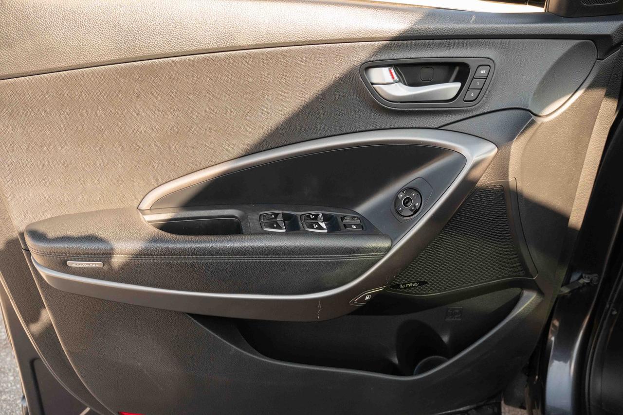 2017 Hyundai Santa Fe Sport Luxury Photo