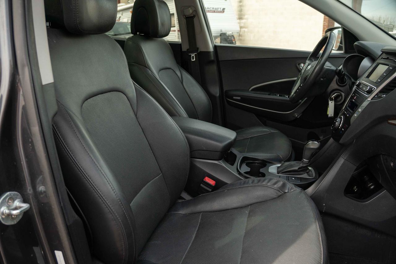 2017 Hyundai Santa Fe Sport Luxury Photo
